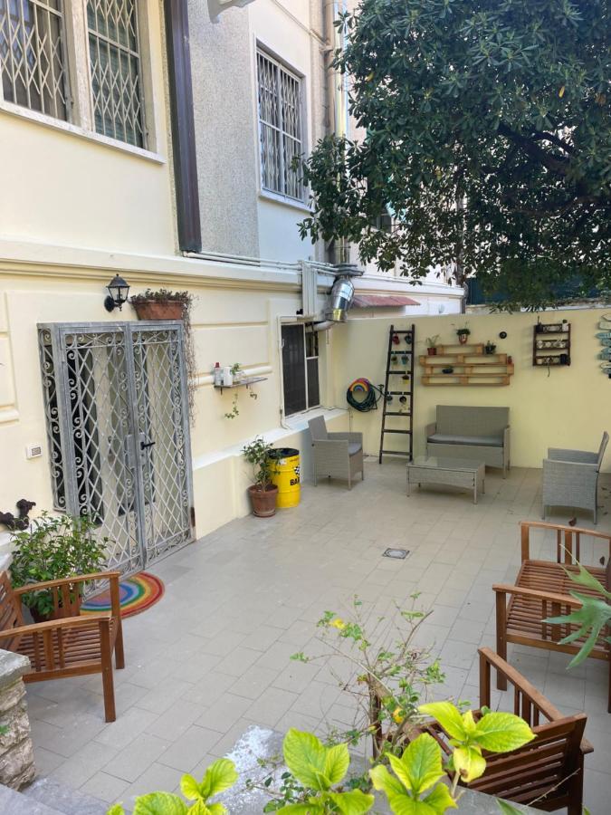 211 Underground Hotel Viareggio Ngoại thất bức ảnh